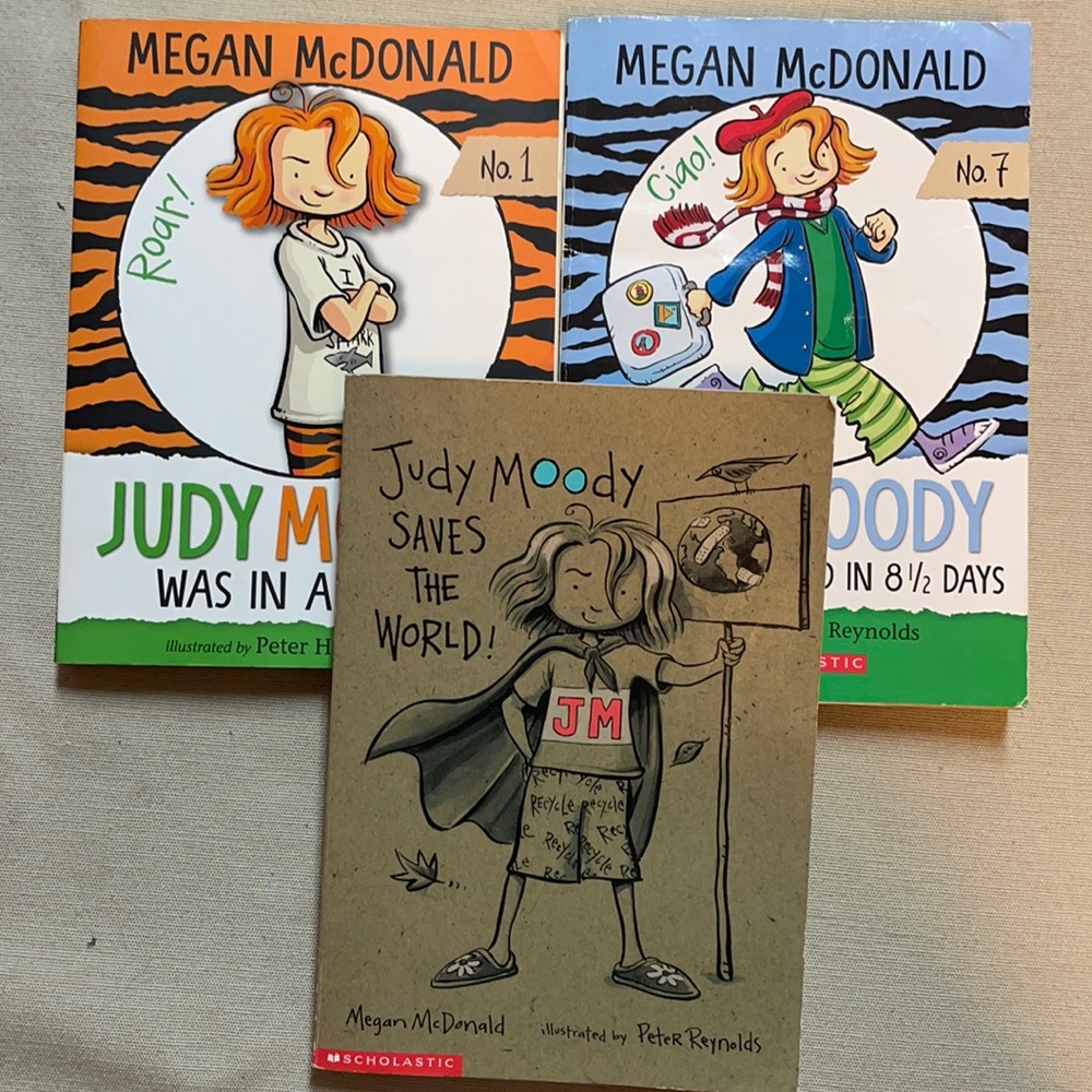 📚 3-Book Bundle Judy Moody Series # 1,3 & 7